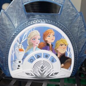 Frozen Themed Blue and White Music Player